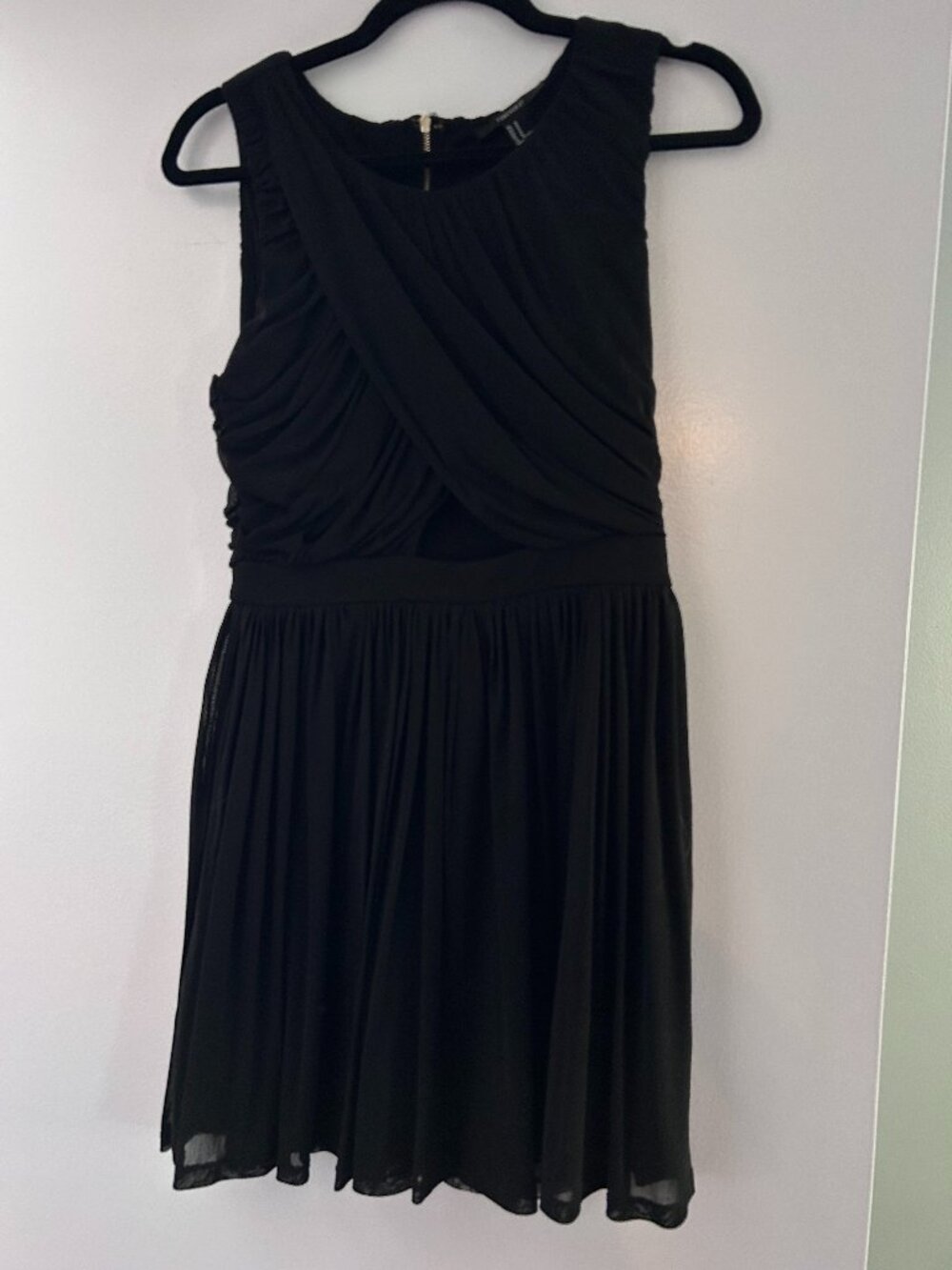 Forever 21 black middrift cutout party dress